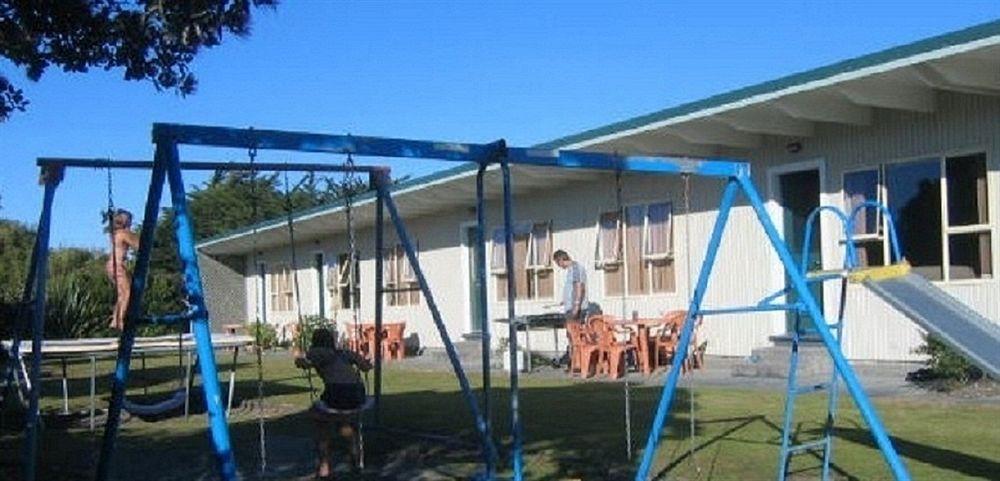 252 Beachside Motels & Holiday Park Hokitika Exterior photo